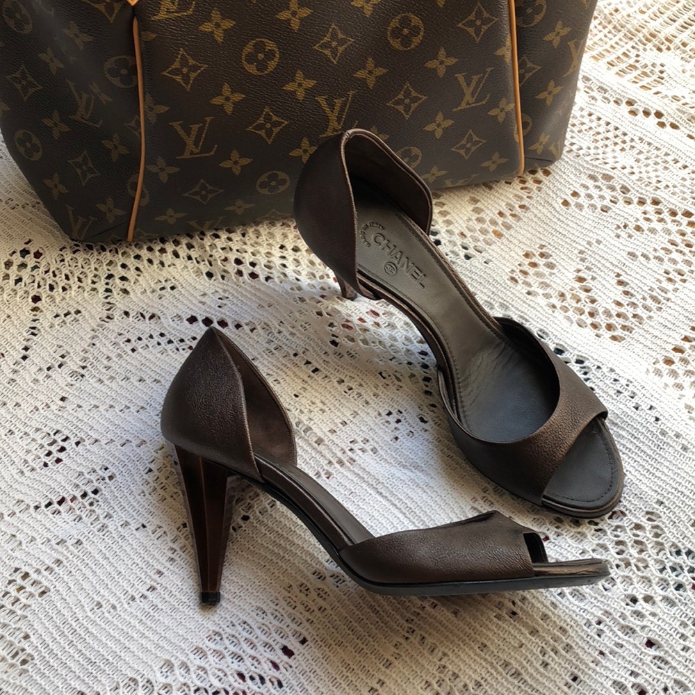 Chanel Pumps 37